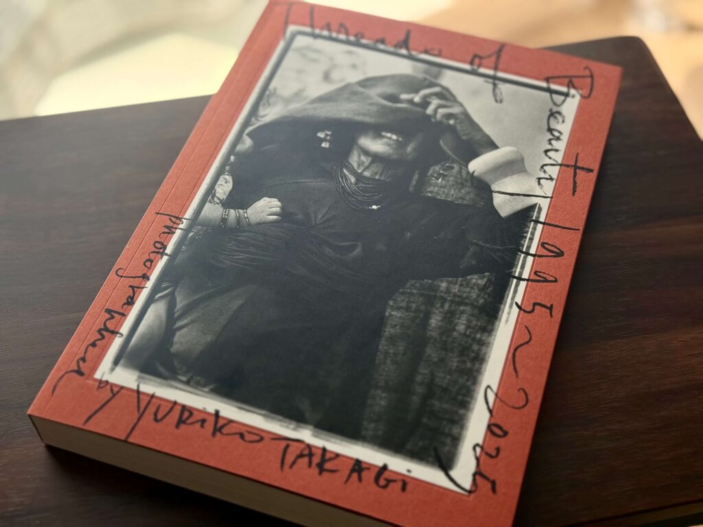 Threads of Beauty 1995–2025―時をまとい、風をまとう。